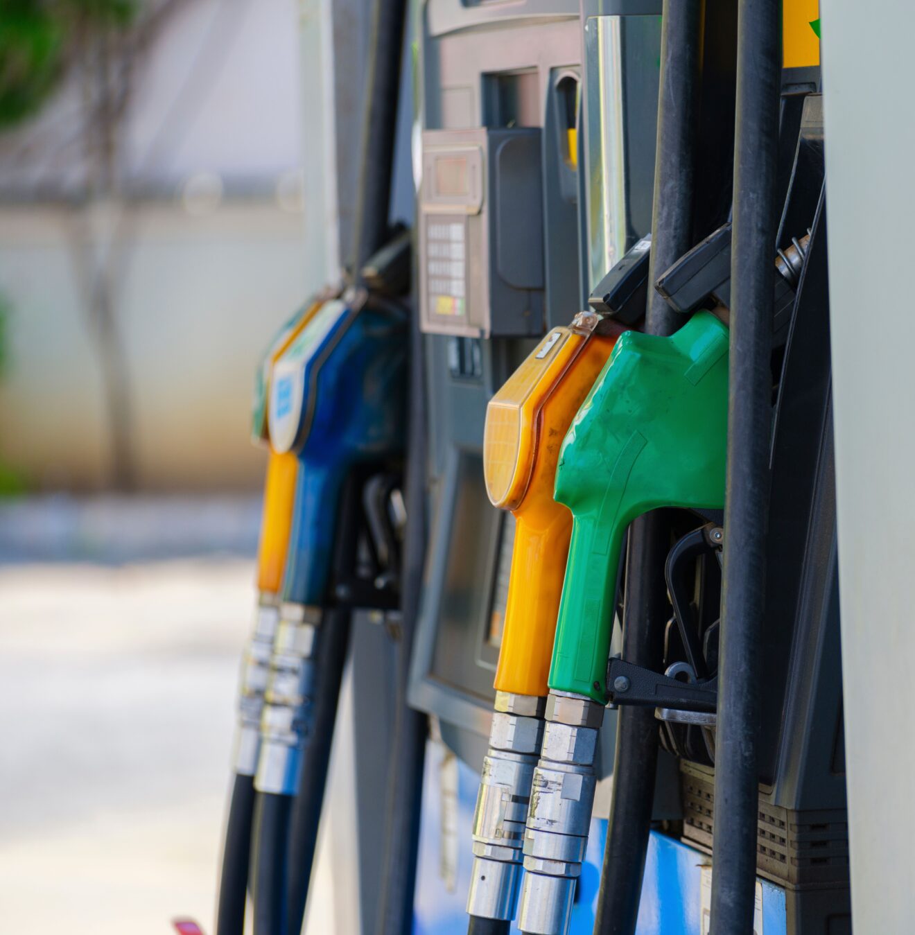 Waarom zijn benzine en diesel zo duur?